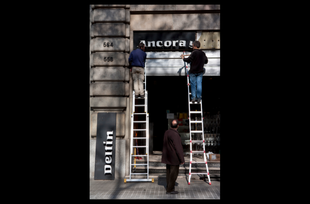 Áncora y Delfín Disseny Hub Barcelona