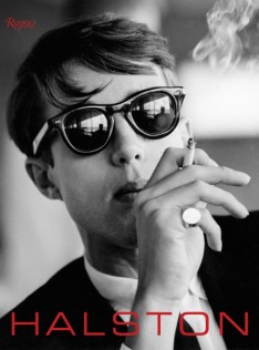 Halston : inventing American fashion